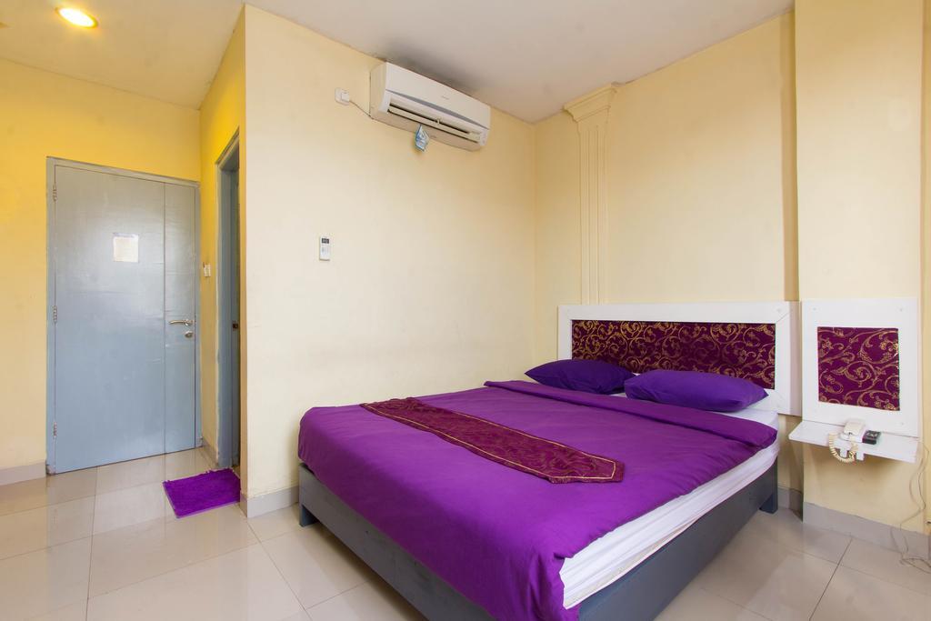 Baturetno Wijaya Imperial Hotel מראה חיצוני תמונה