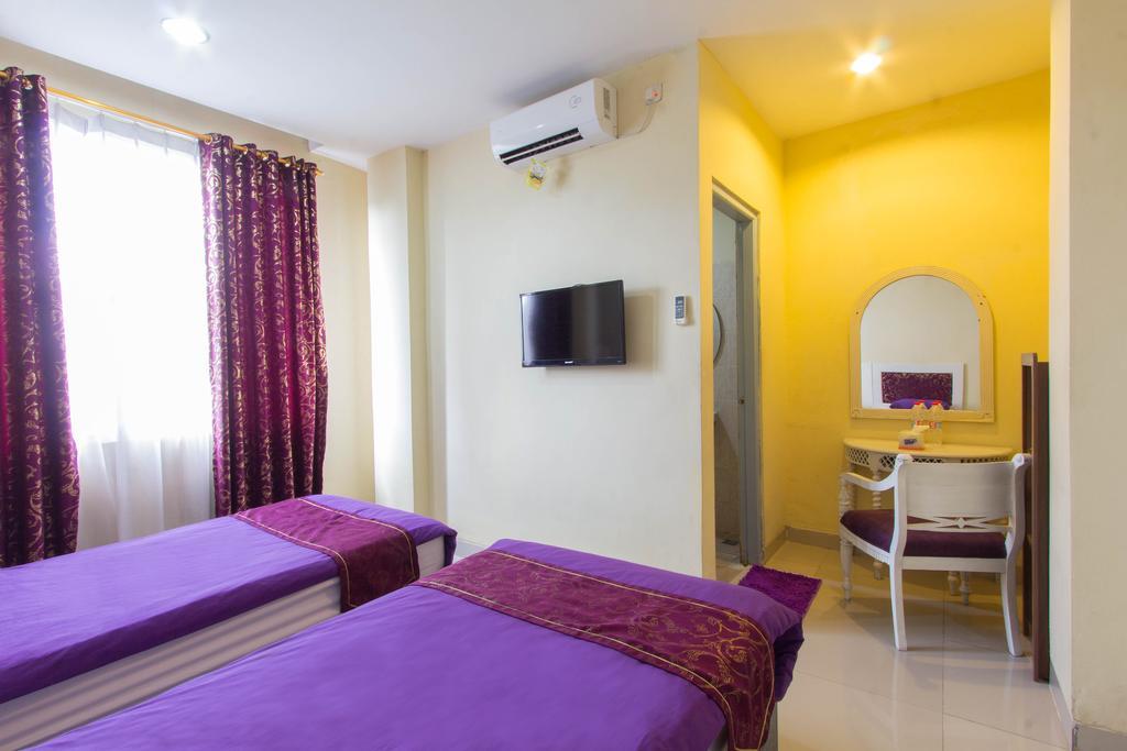 Baturetno Wijaya Imperial Hotel מראה חיצוני תמונה